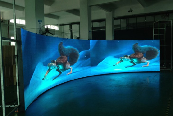 Outdoor concave video wall