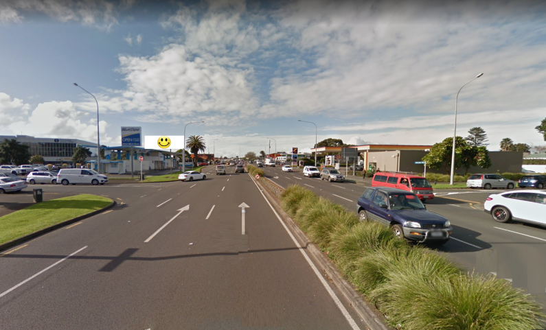 Digital Advertising Wash Depot Central Greenlane large 2 12m x 3m digital billboard